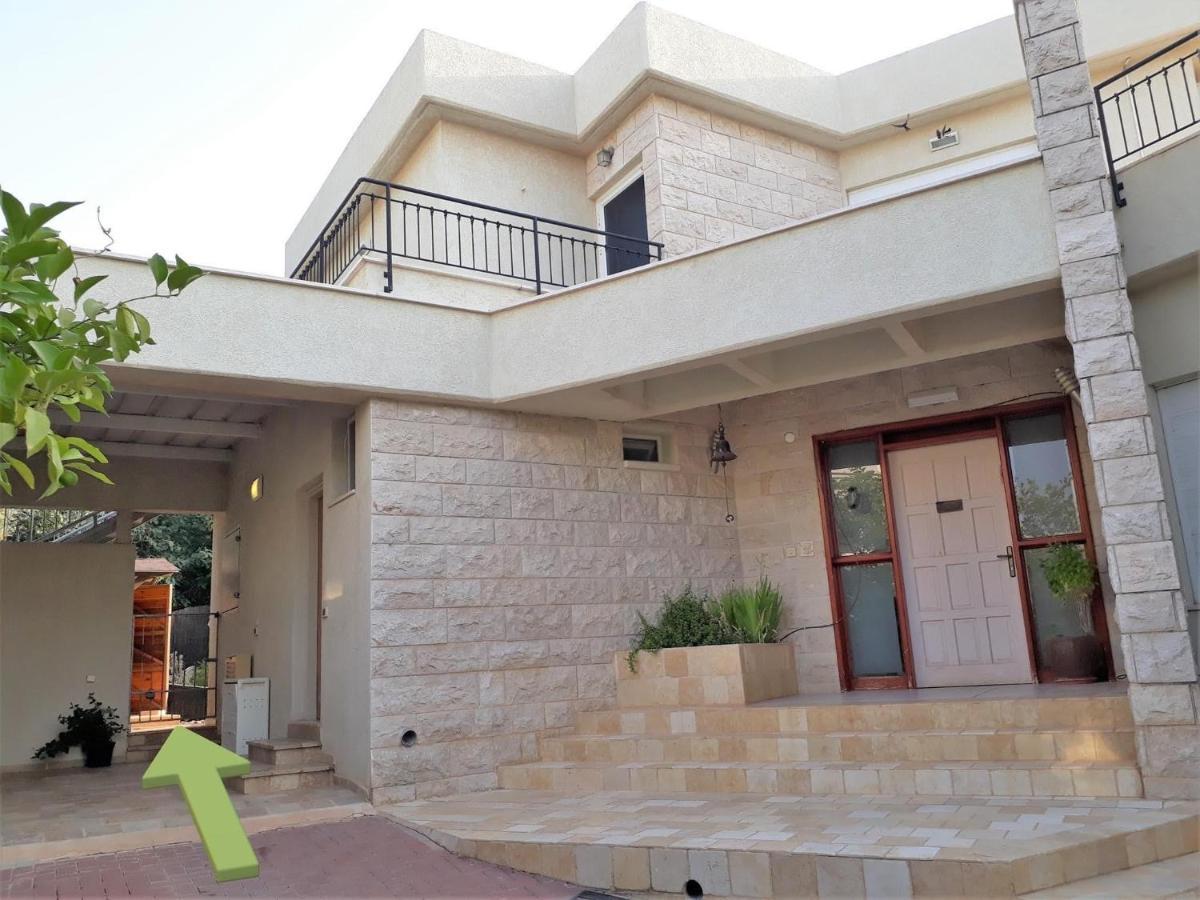 למרפסת La Balcona Apartment Chorazim Екстериор снимка
