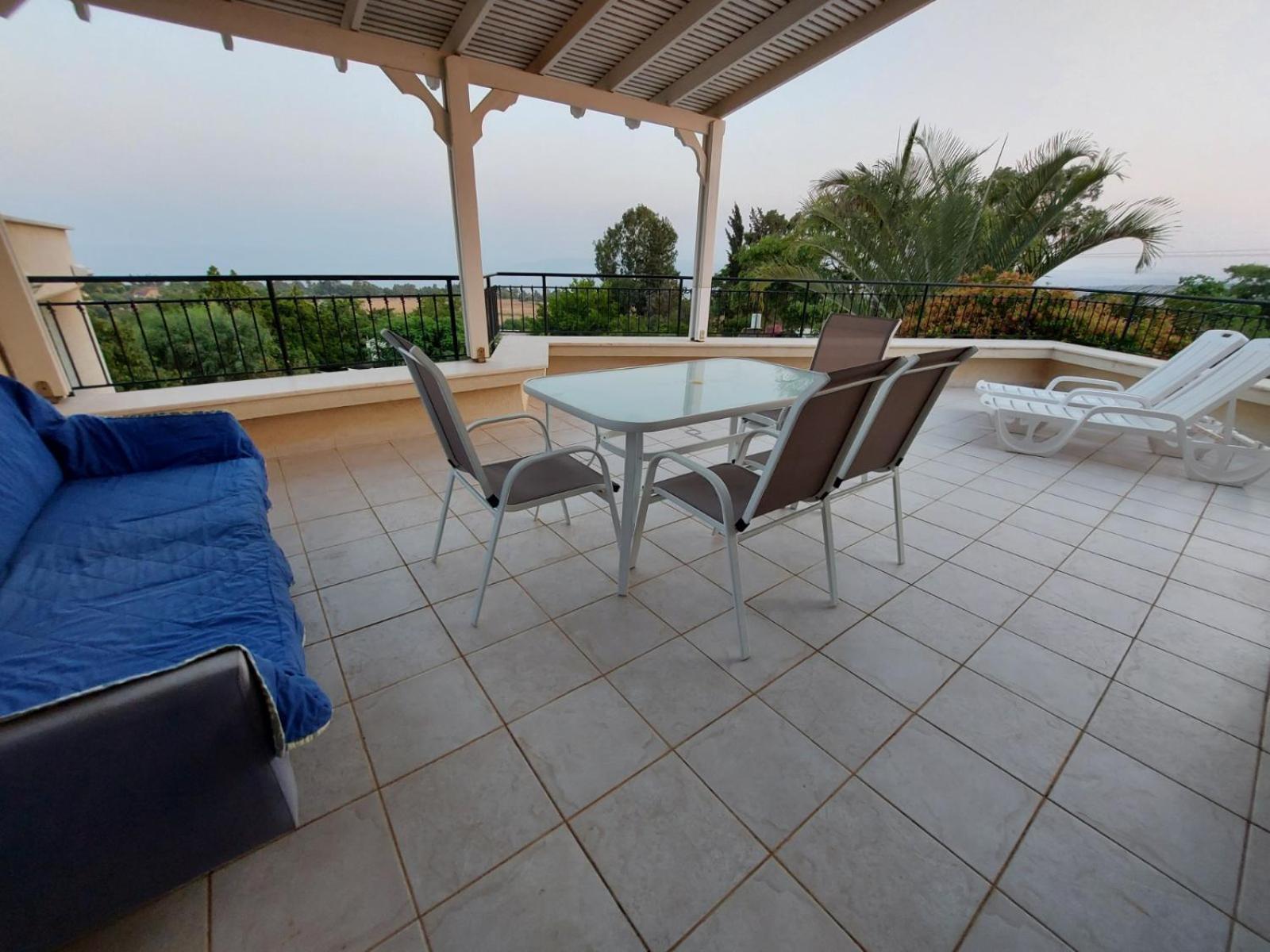 למרפסת La Balcona Apartment Chorazim Стая снимка